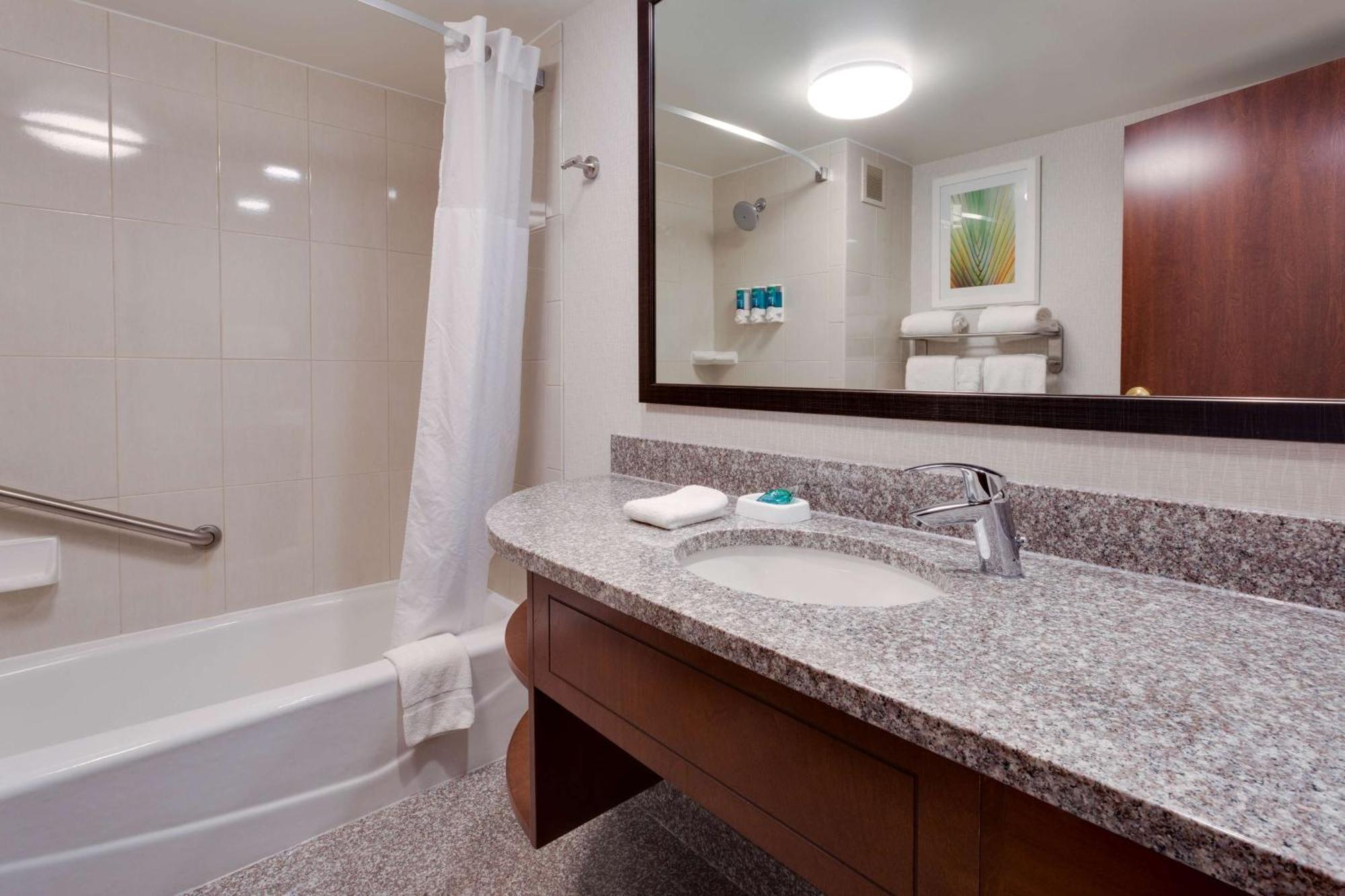 Drury Inn & Suites Columbia Stadium Boulevard Zewnętrze zdjęcie