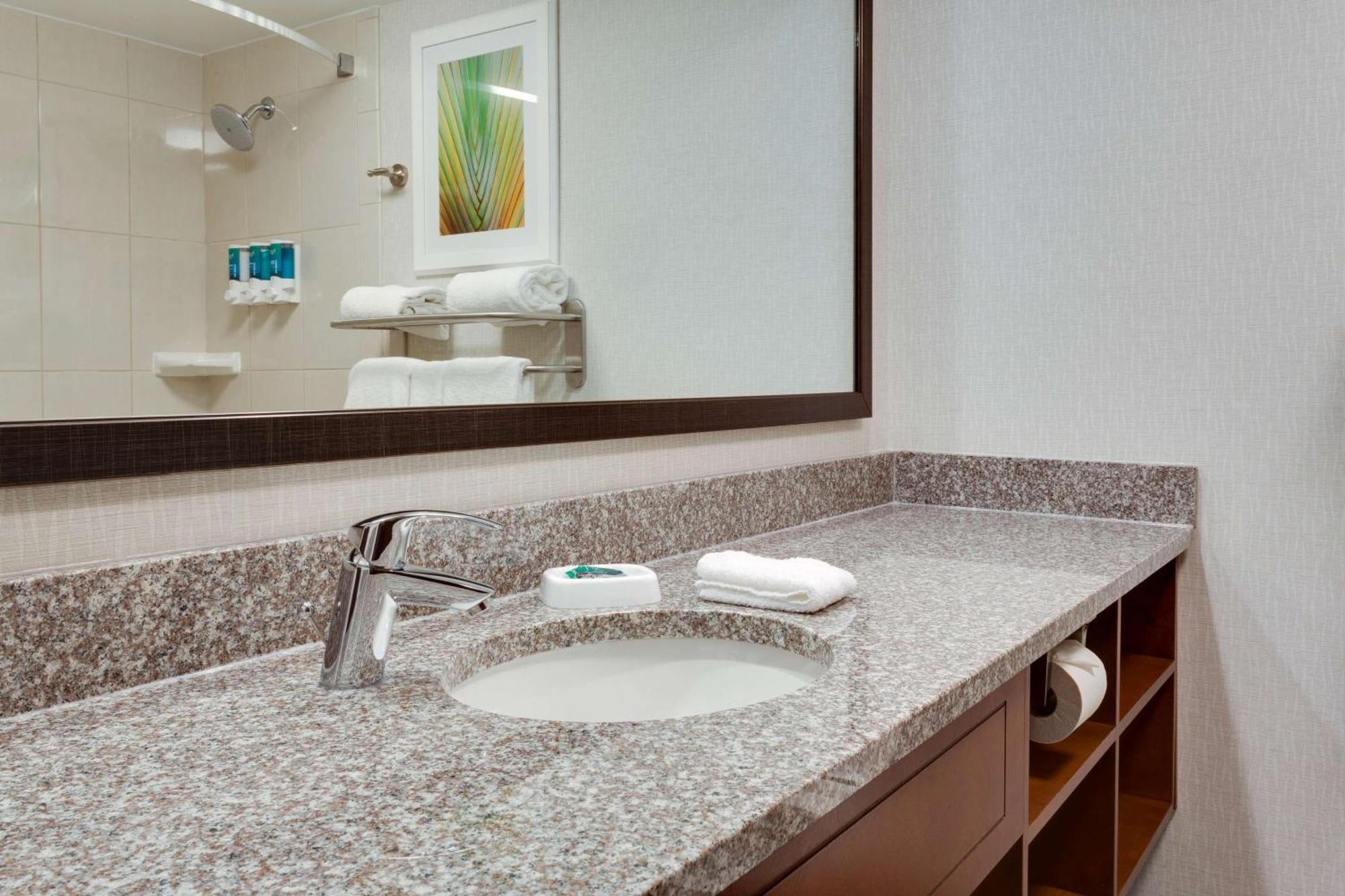 Drury Inn & Suites Columbia Stadium Boulevard Zewnętrze zdjęcie